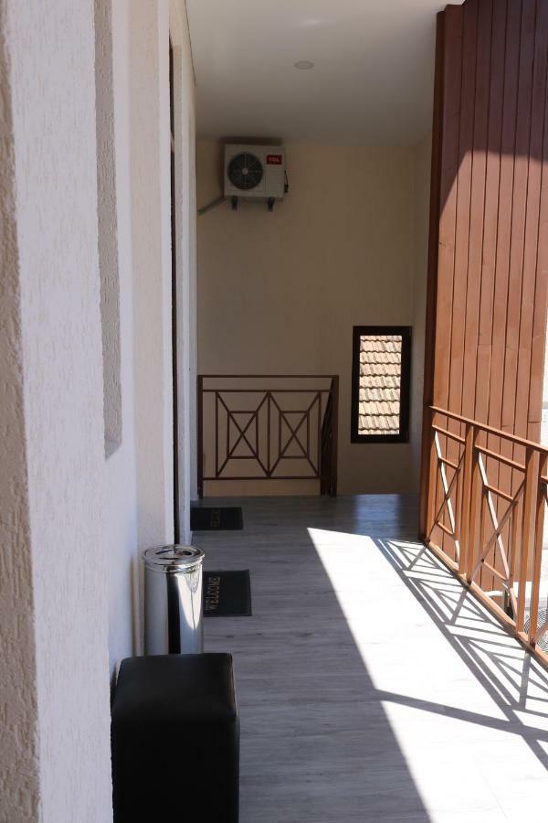 Hotel A&K Tbilissi Extérieur photo